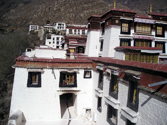 Drepung Monastery