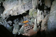 Vang Vieng - jaskynky