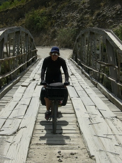 Bridge over Rio Mantara 
