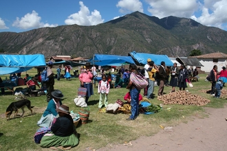 Market in Chumbes