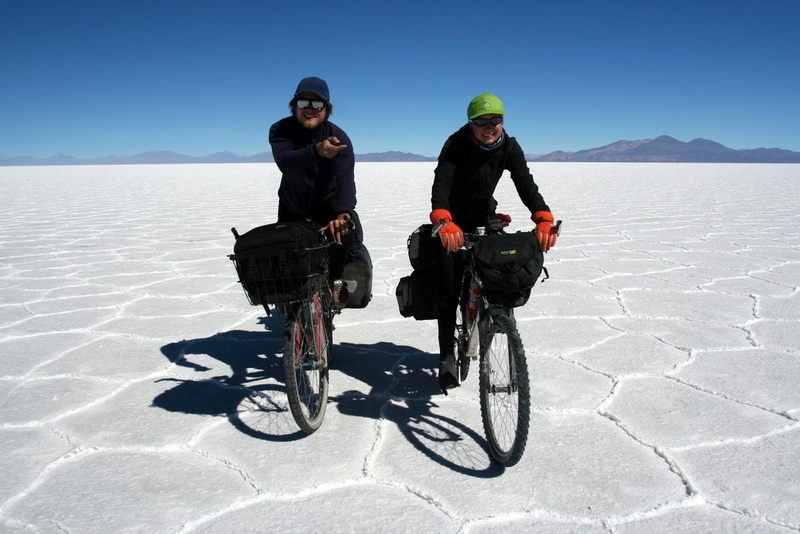 Dasa and Kybi on Salar de Uyuni