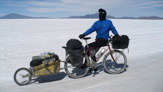Kybi Chilling out on Salar de Coipasa