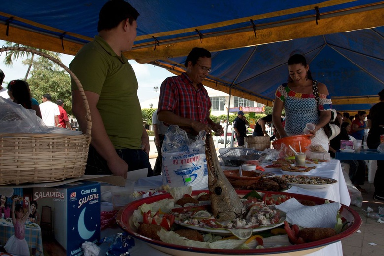food market in Paraiso