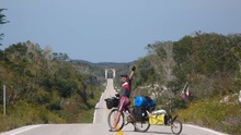 Kybi entering the gate to Yucatan state