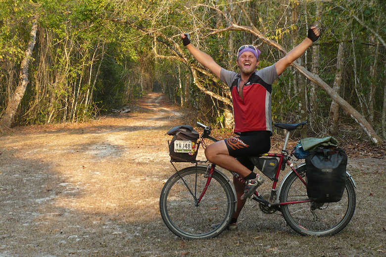 Kybi made it to Dos Lagunas, Peten, Guatemala