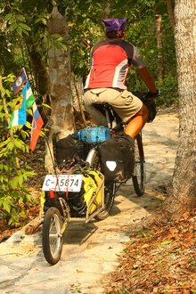 Kybi leaving el Remate