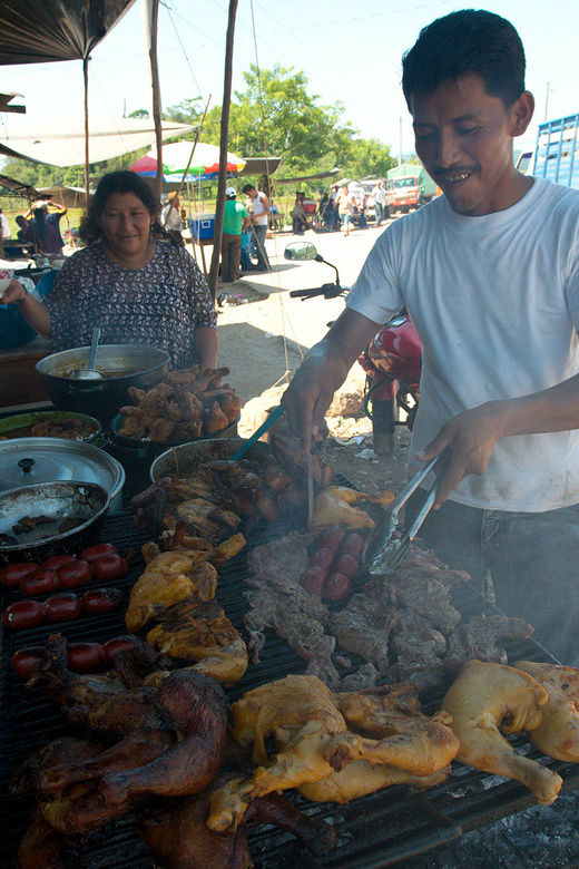 Having lunch in Chitocan