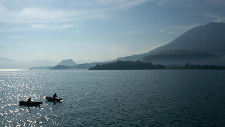 Lago Atitlan in the morning