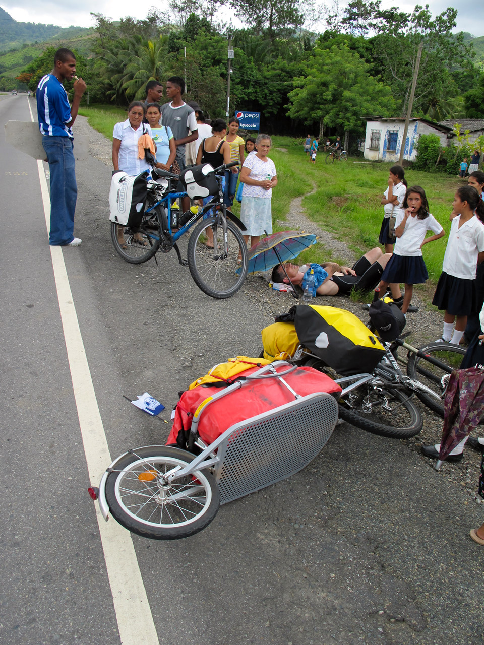 Martin in a car accident close to Tela